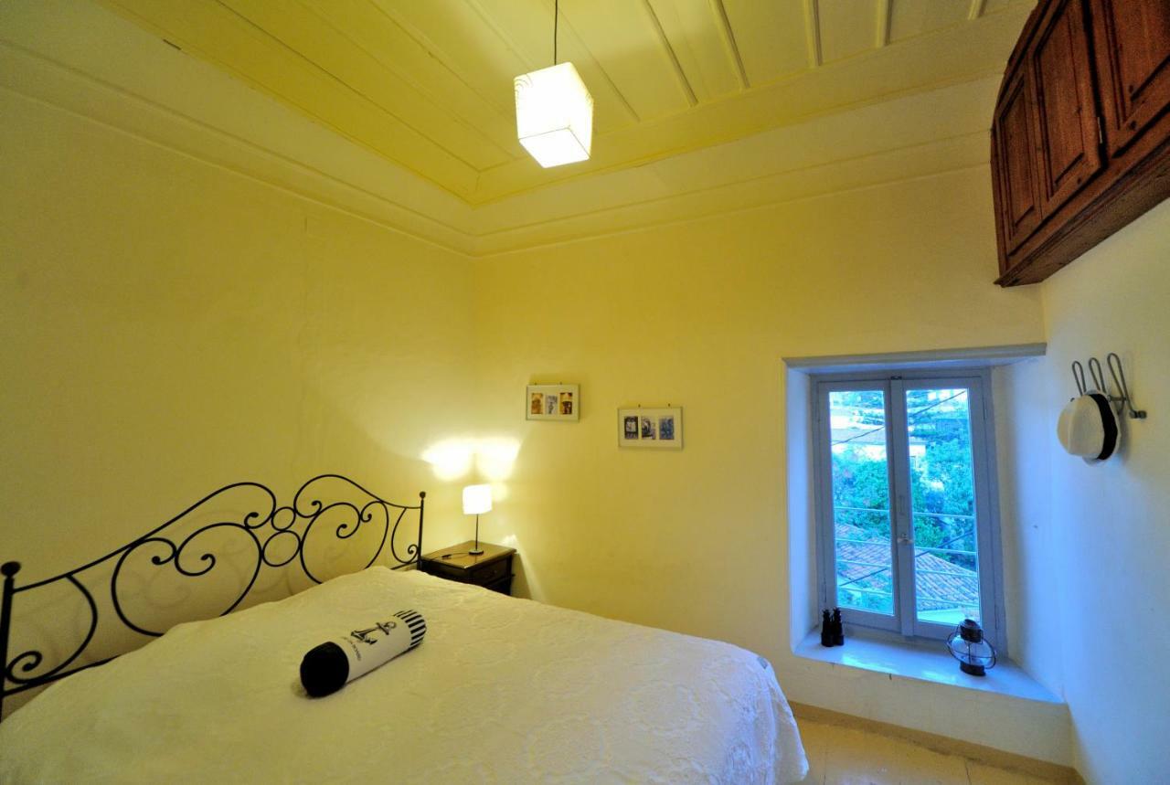 Hydra Optima Villa Buitenkant foto